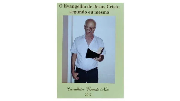 Livro de Religião do escritor Cavalheiro Verardo Neto